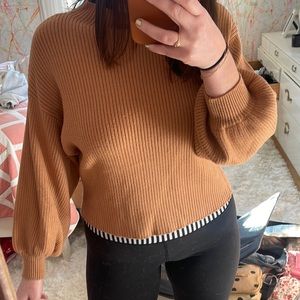 Line and dot camel sweater